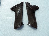 PISTOL & REVOLVER GRIPS - 7 of 17
