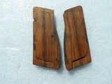 PISTOL & REVOLVER GRIPS - 12 of 17