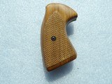 PISTOL & REVOLVER GRIPS - 12 of 20