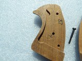 PISTOL & REVOLVER GRIPS - 20 of 20