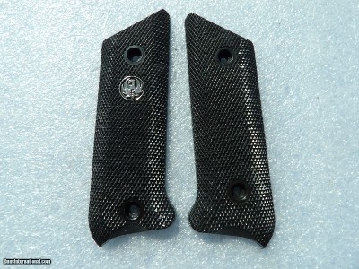 RUGER MARK 1 ORIGINAL FACTORY GRIPS AND SCREWS