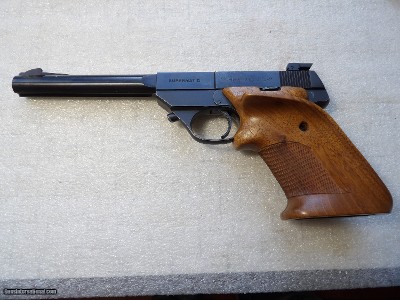 HIGH STANDARD
TARGET SLANT GRIPS IN EXCELLENT CONDITION