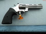 COLT PYTHON GRIPS - 4 of 20