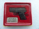 19 REPLICAS OF COLLECTIBLES PISTOLS & REVOLVERS IN 1/2 SCALE DISPLAYS - 6 of 20