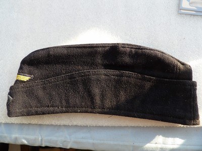 WWII GERMAN NAZI'S KRIEGSMARINE M40 SIDE CAP IN VERY GOOD CONDITION
