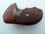 NRA ENGRAVED ROSEWOOD BEAUTIFUL REVOLVER GRIPS IN NEW ORIGINAL CONDITION - Image 5 of 16