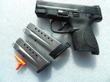 SMITH & WESSON MOD. M&P 9 SHIELD CAL. 9mm IN LIKE NEW IN ORIGINAL BOX - 13 of 20