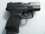 BERETTA APX A1 CARRY SEMY-AUTO 9mm PISTOL IN EXCELLENT ORIGINAL CONDITON - 3 of 19