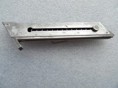 HIGH STANDARD CAL .22LR TWO MAGAZINES IN A VERY GOOD ORIGINAL CONDITION - Image 10 of 18