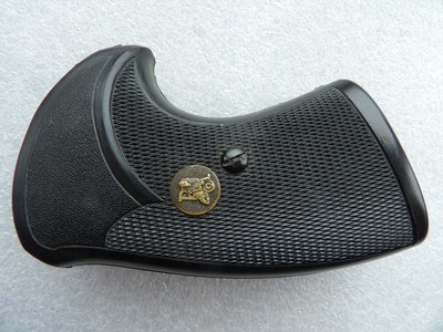 S & W Presentation N frame small 2 by Pachmayr & Colt Single Action Arms revolver right grips - Image 12 of 20