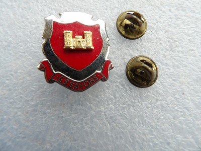 US Army Corps of Engineers of insignia or regimental crest lapel pin.