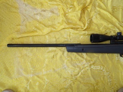 GAMO SHADOW WHISPER AIR RIFLE1250 FPS WITH PBA, 1000 FPS WITH LEAD - Image 4 of 18