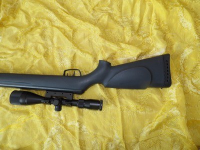 GAMO SHADOW WHISPER AIR RIFLE1250 FPS WITH PBA, 1000 FPS WITH LEAD - Image 6 of 18