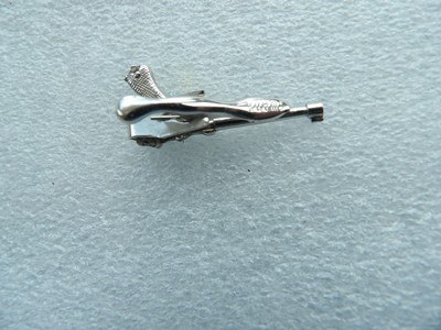 This vintage Swank jewelry set, likely sterling silver based on similar items. - Image 7 of 19