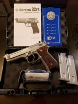 Beretta 92FS Stainless Brigadier, 9mm -New in Box - 3 of 5