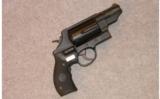Smith & Wesson Governor W/Crimson Trace .45/.410 - 1 of 2