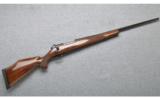 Weatherby Mark V Sporter 26, .257 WBY Mag - 1 of 7