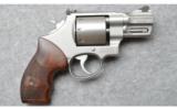 Smith & Wesson 627-5 PC .357 Mag Great Condition - 1 of 4