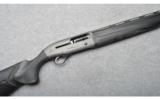 Beretta A400 12 Gauge Excellent Condition - 1 of 9