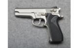 S&W 5906, 9mm Luger - 2 of 2