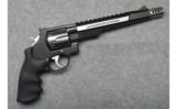 Smith & Wesson 629-7, .44 Mag - 1 of 3