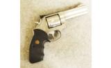 Smith & Wesson 686 .357 Magnum - 1 of 7