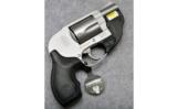 Smith & Wesson ~ 638-3 ~ .38 Spl. - 1 of 4