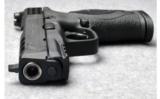 SMITH & WESSON MODEL M&P 9 - 3 of 4