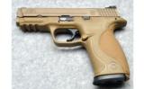 SMITH & WESSON M&P 40 - 2 of 4