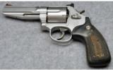 Smith & Wesson Model 686-6.357 Magnum - 2 of 4