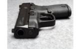 SMITH & WESSON M&P 40 SHIELD - 3 of 4