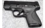 SMITH & WESSON M&P 40 SHIELD - 2 of 4