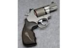 Smith & Wesson ~ 986 ~ 9mm - 1 of 4
