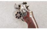 Smith & Wesson ~ 686-6 ~ .357 Mag. - 3 of 5