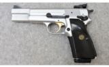 Browning ~ Hi-Power Silver Chrome Finish ~ 9mm - 2 of 5