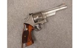 Smith & Wesson ~ 629-1 ~ .44 Magnum - 1 of 4