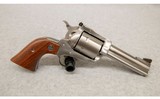 Ruger ~ New Model Super Blackhawk Stainless Steel ~ .44 Magnum - 1 of 4