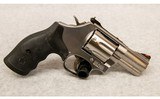 Smith & Wesson ~ 686-6 ~ .357 Magnum - 1 of 4