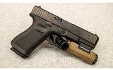 Glock ~ 19 Gen 5 ~ 9 mm - 1 of 2