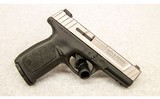Smith & Wesson ~ SD9 VE ~ 9 mm - 1 of 2