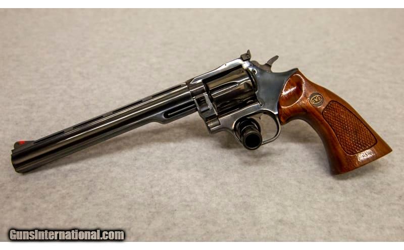 Dan Wesson ~ 15 2v ~ 357 Magnum 7967