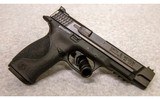 Smith & Wesson ~ M&P 40 Pro Series ~ .40 S&W - 1 of 2