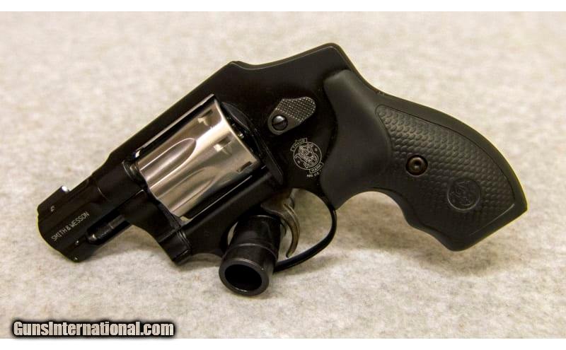 Smith & Wesson ~ 43C Centennial ~ .22 LR