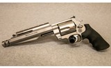 Smith & Wesson ~ 500 Performance Center ~ .500 S&W Magnum - 2 of 2