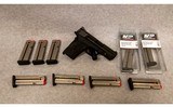 Smith & Wesson ~ M&P 9 Shield EZ M2.0 ~ 9 mm - 3 of 3
