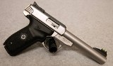 Smith & Wesson ~ SW22 Victory ~ .22 LR
