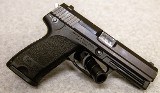 Heckler & Koch ~ USP 40 ~ .40 S&W - 1 of 2