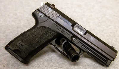 Heckler & Koch ~ USP 40 ~ .40 S&W