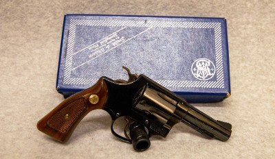 Smith & Wesson ~ 36-1 ~ .38 S&W Spl - Image 1 of 2