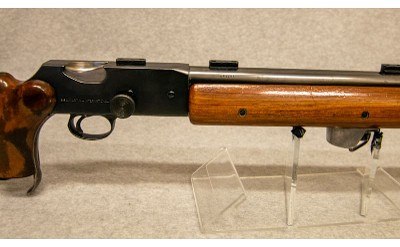 BSA ~ International MK III ~ .22 LR - Image 3 of 10